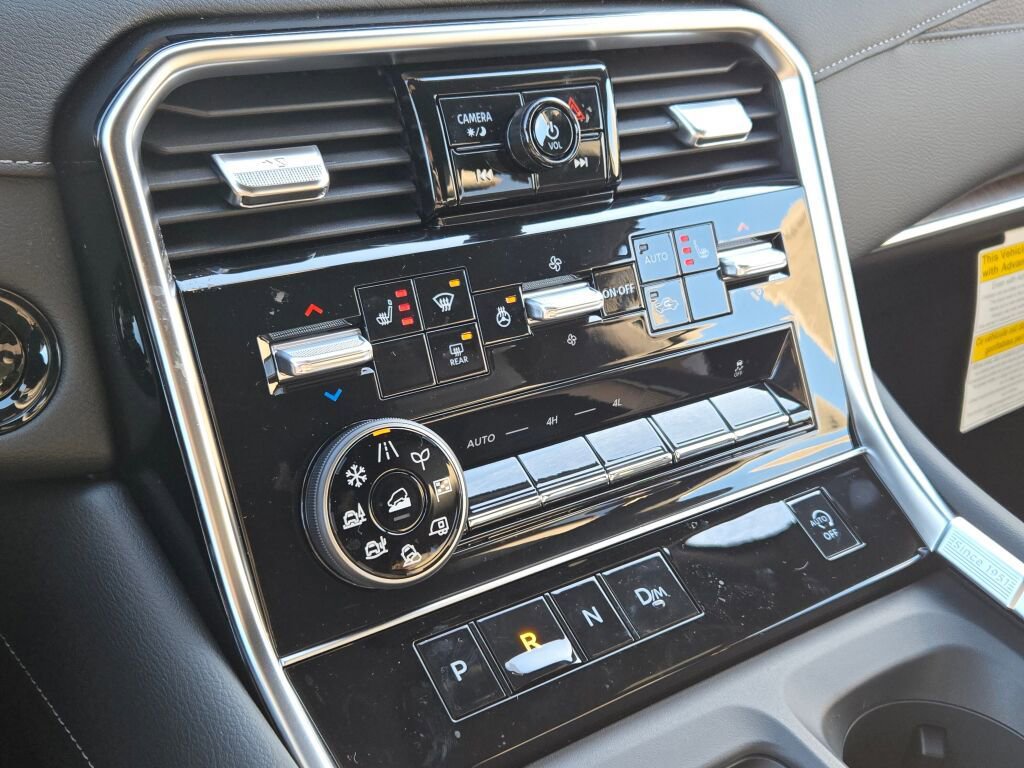 New 2026 Nissan Armada SL w/ Captain's Chari Seat Package image 28