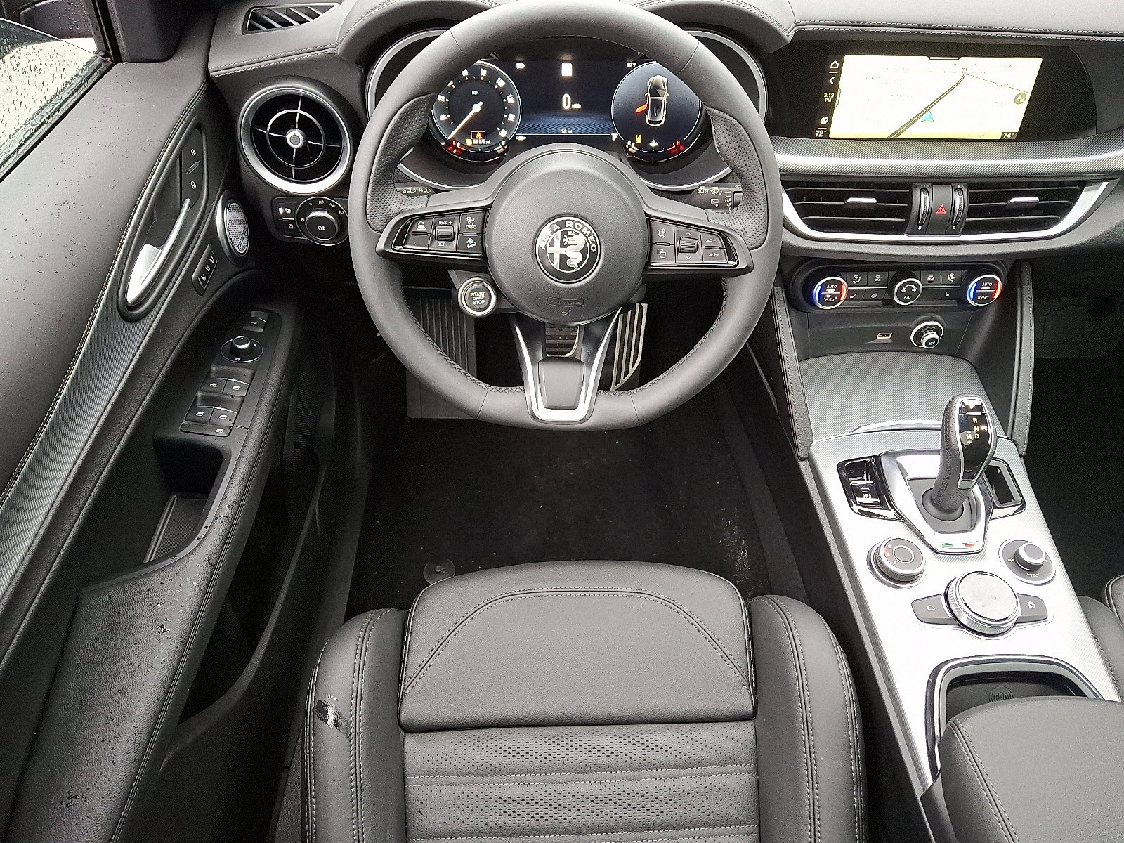 New 2025 Alfa Romeo Stelvio Sprint AWD/4WD image 7
