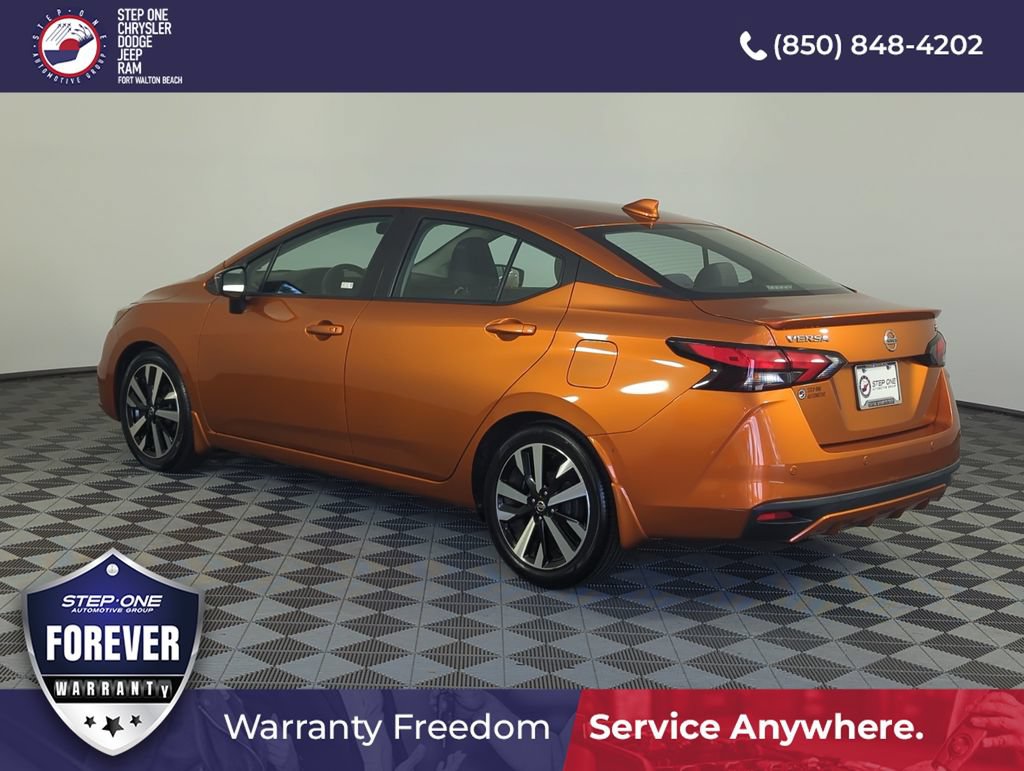 Used 2021 Nissan Versa SR FWD image 4