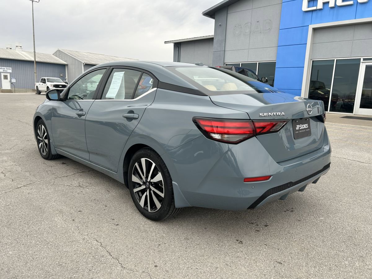 Used 2025 Nissan Sentra SV w/ SV Premium Package image 5