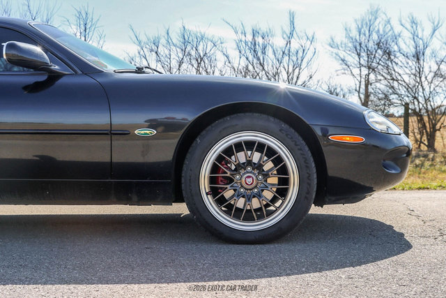Used 1998 Jaguar XK8 Coupe image 11