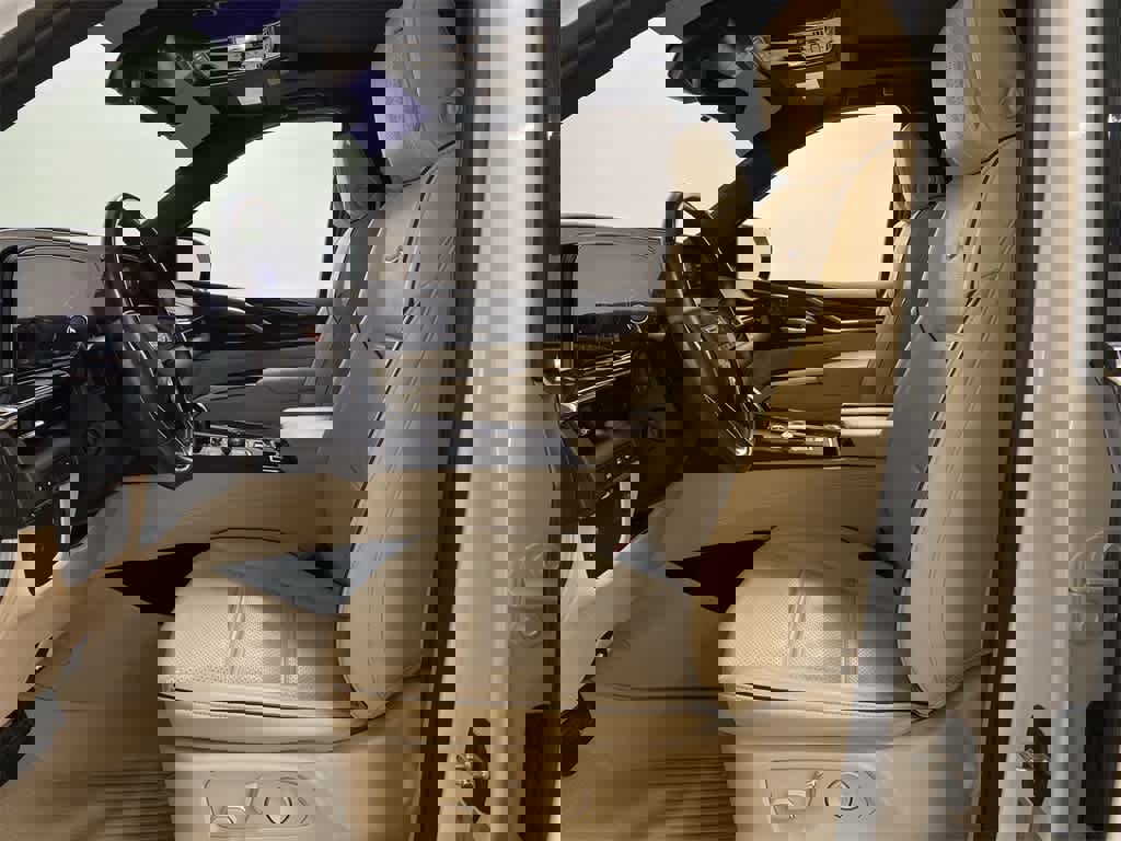 Used 2023 Cadillac Escalade Premium Luxury image 15