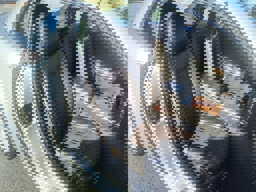 Used 2006 Cadillac XLR V image 21