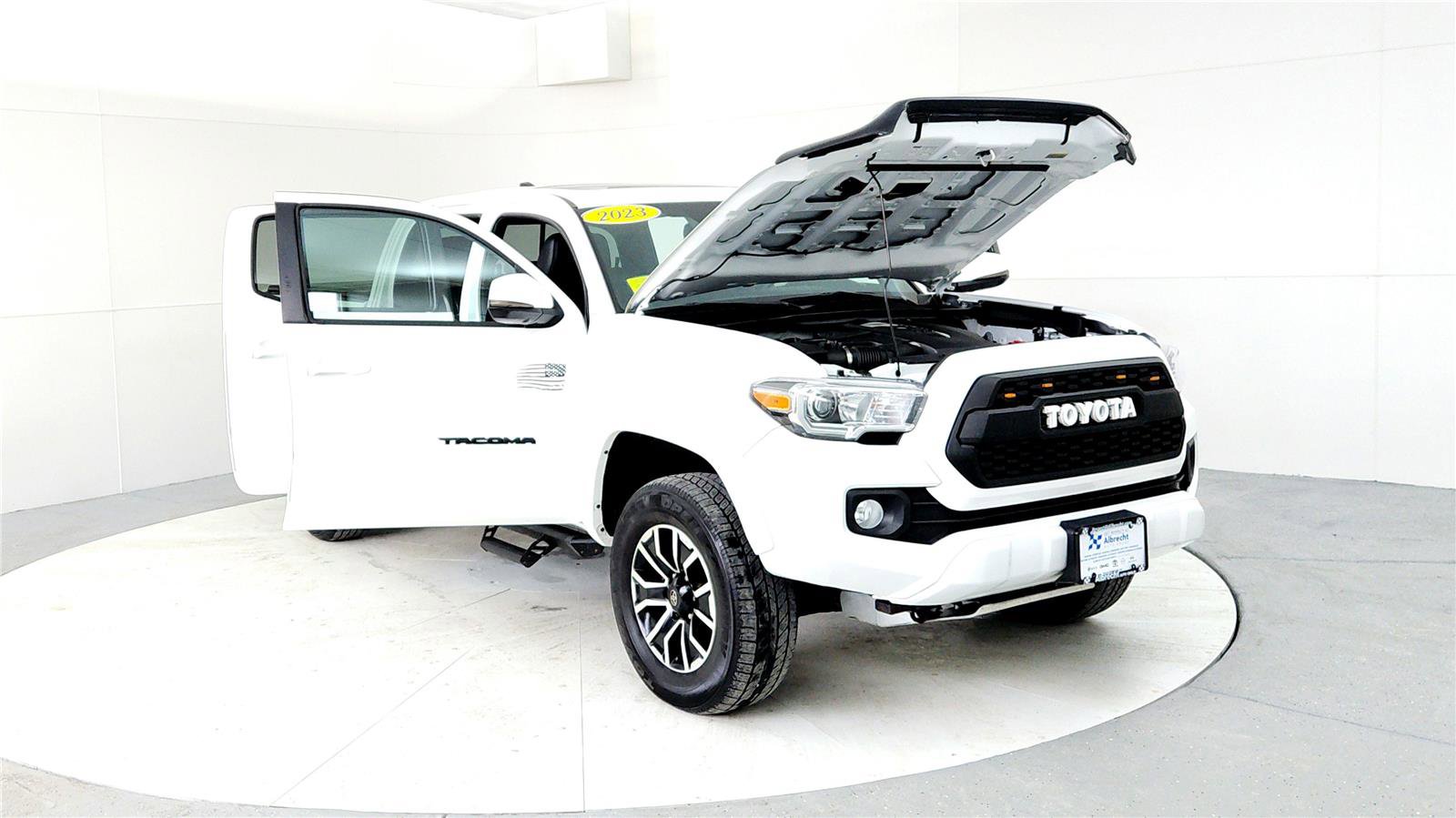 Certified 2023 Toyota Tacoma TRD Sport w/ TRD Premium Sport Package image 9