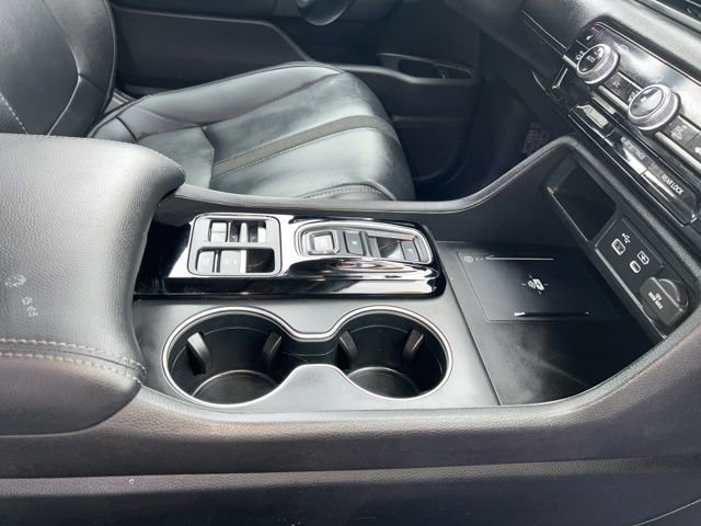 Used 2023 Honda Pilot Touring image 10