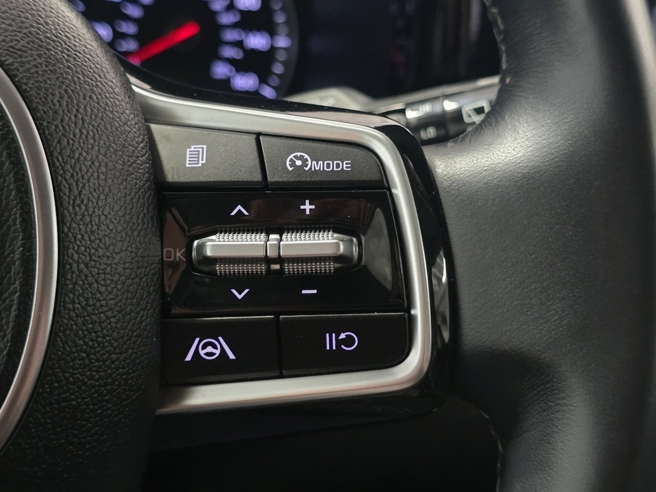 Used 2022 Kia Sorento S image 29