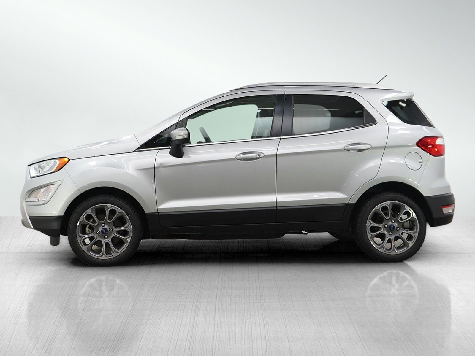 Used 2019 Ford EcoSport Titanium FWD image 2
