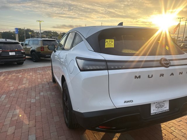 Used 2025 Nissan Murano SV AWD/4WD image 8