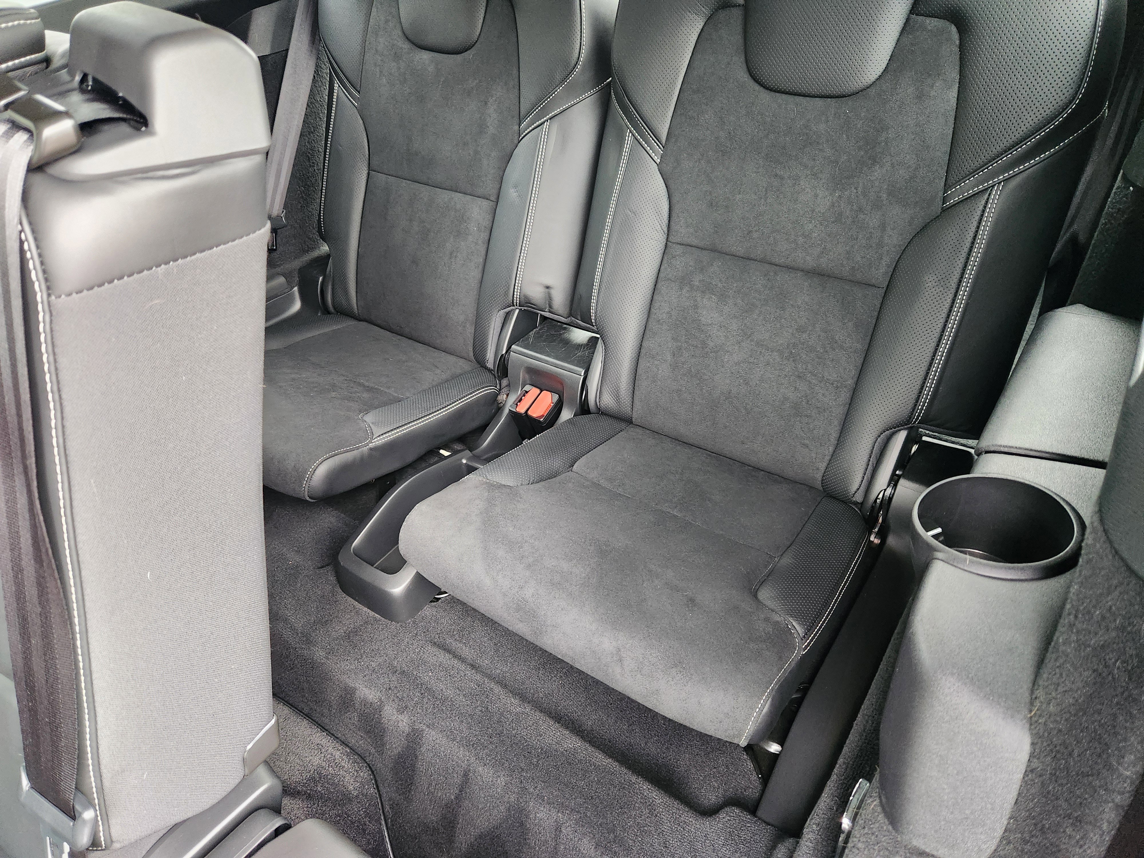 Used 2019 Volvo XC90 T5 R-Design AWD/4WD image 29