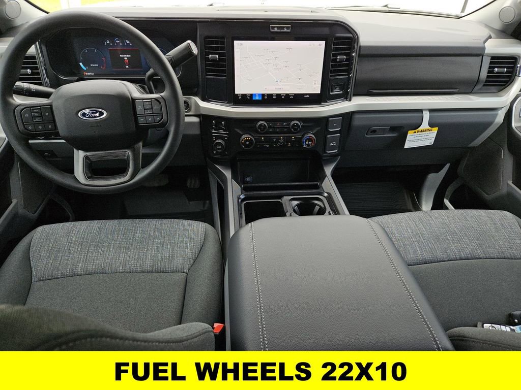 New 2026 Ford F250 XLT w/ XLT Premium Package AWD/4WD image 4