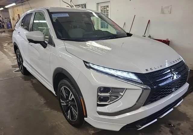Used 2024 Mitsubishi Eclipse Cross SEL image 2
