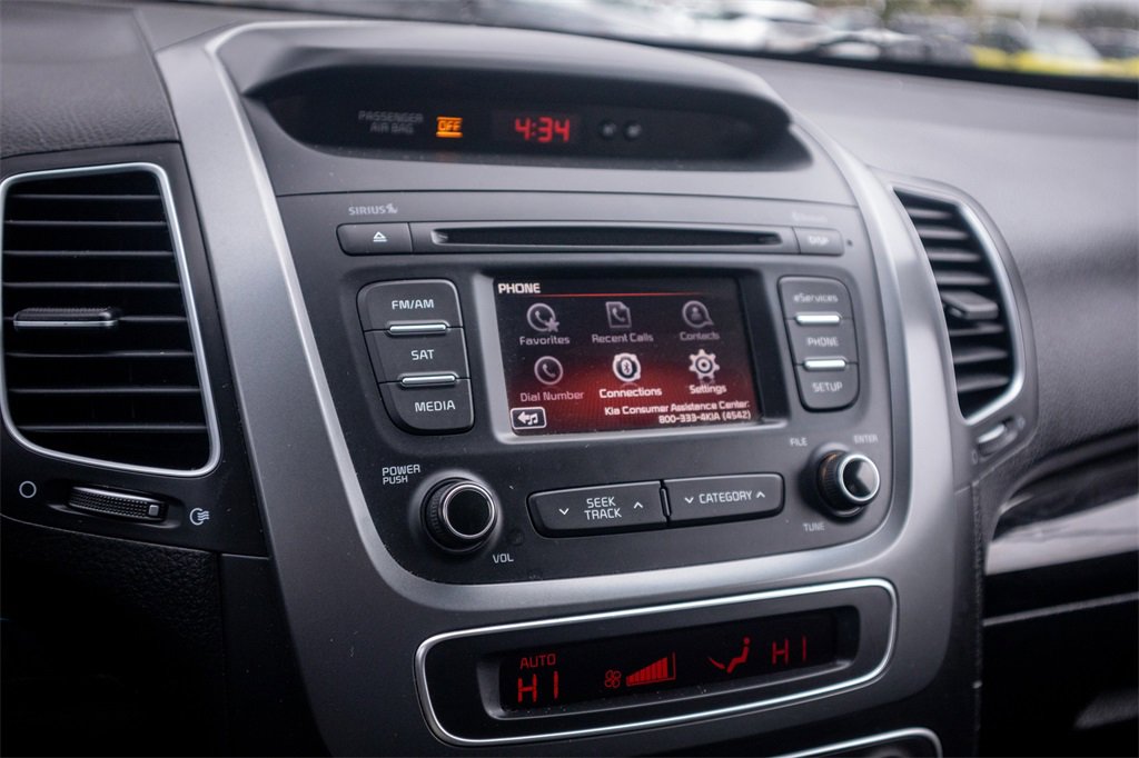 Used 2015 Kia Sorento EX image 17