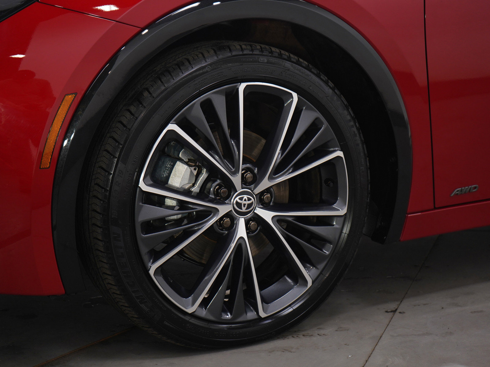 Used 2025 Toyota Prius XLE image 26