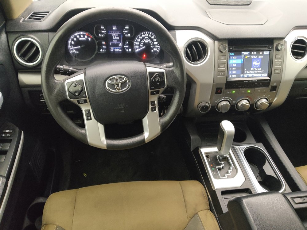 Used 2018 Toyota Tundra SR5 w/ SR5 Upgrade Package AWD/4WD image 22