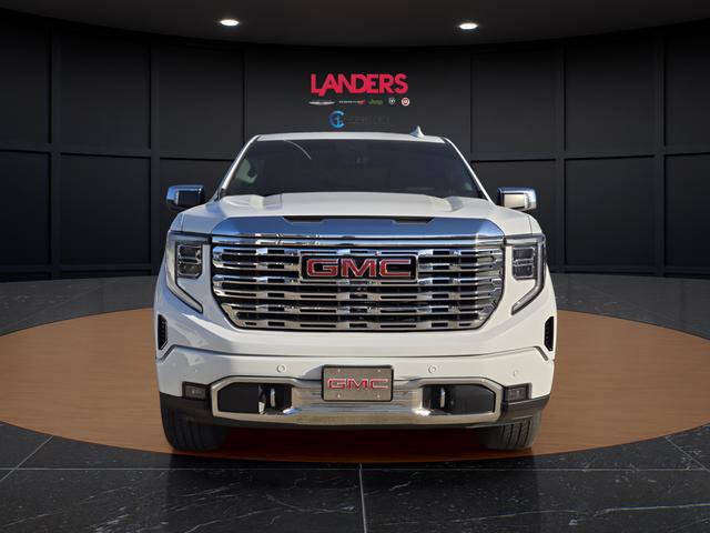 Used 2023 GMC Sierra 1500 Denali w/ Denali Reserve Package image 3
