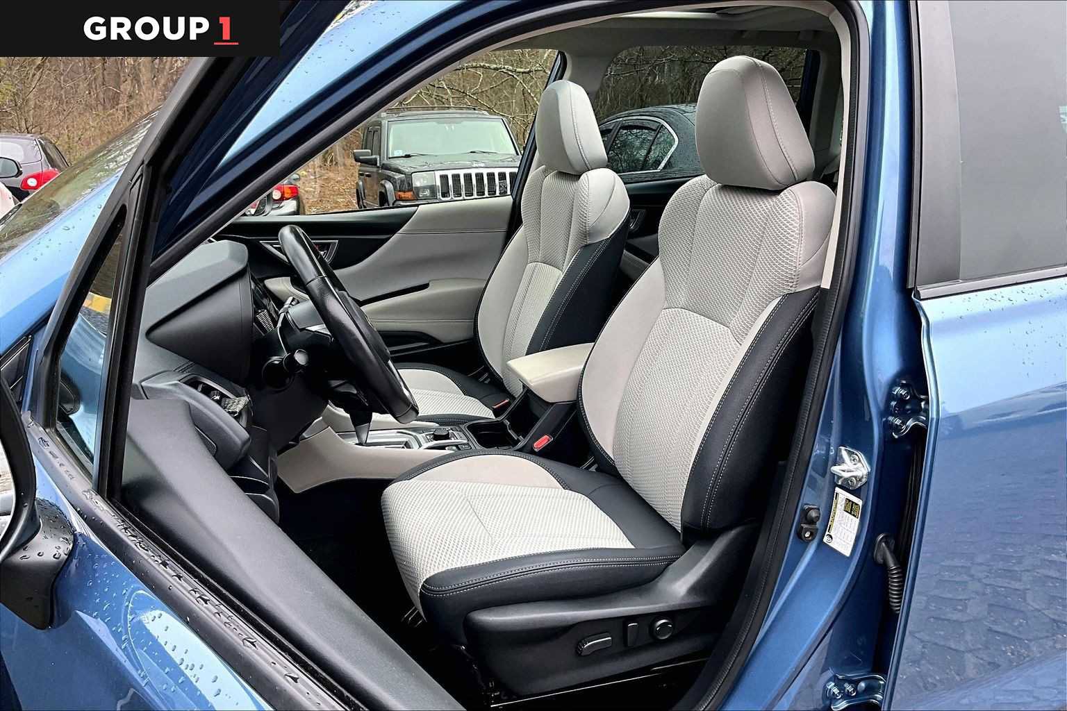 Used 2023 Subaru Forester Premium image 8