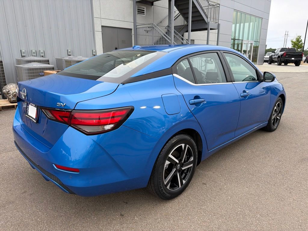 Used 2024 Nissan Sentra SV FWD image 13