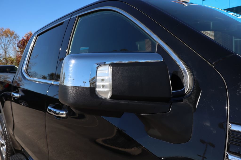 Used 2025 GMC Sierra 1500 SLT w/ SLT Premium Plus Package image 2