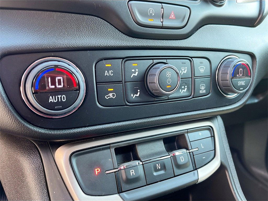 Used 2024 GMC Terrain Denali w/ Denali Premium Package image 16