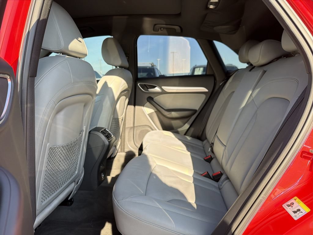 Used 2018 Audi Q3 2.0T Premium w/ Convenience Package FWD image 10