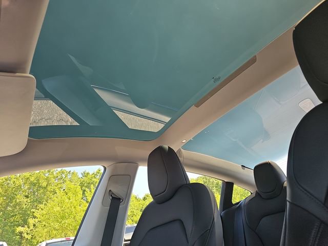 Used 2025 Tesla Model 3 Long Range RWD image 29
