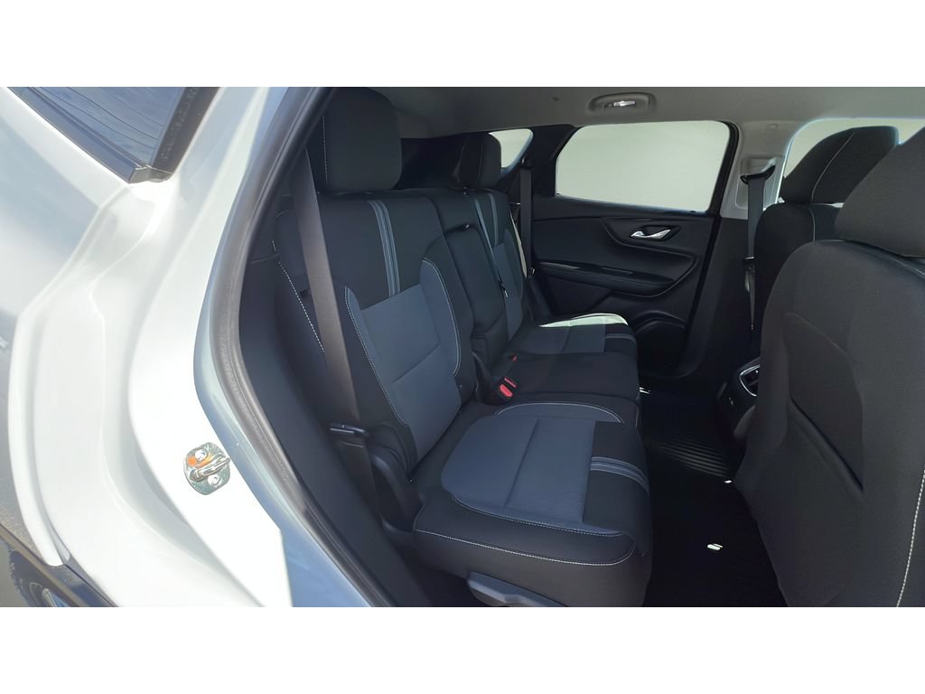 Certified 2025 Chevrolet Blazer LT w/ Convenience Package AWD/4WD image 31