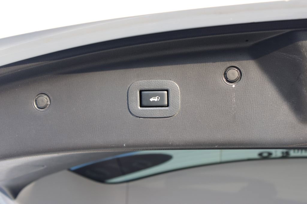 Used 2019 Nissan Armada SL w/ Premium Package image 16