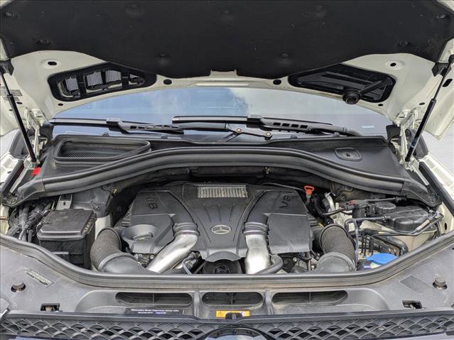 Used 2018 Mercedes-Benz GLS 550 4MATIC image 29