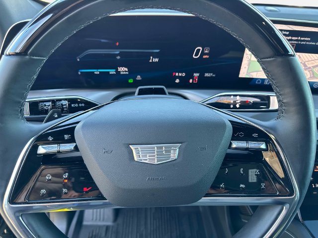 New 2026 Cadillac Vistiq Luxury w/ LPO, Floor Liner Package AWD/4WD image 27