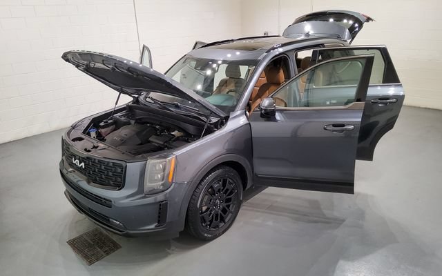 Used 2022 Kia Telluride SX w/ Nightfall Edition Package AWD/4WD image 11
