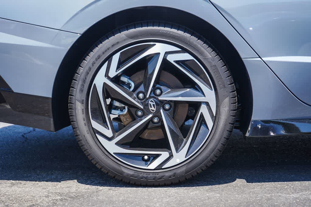 New 2026 Hyundai Sonata SEL FWD image 8