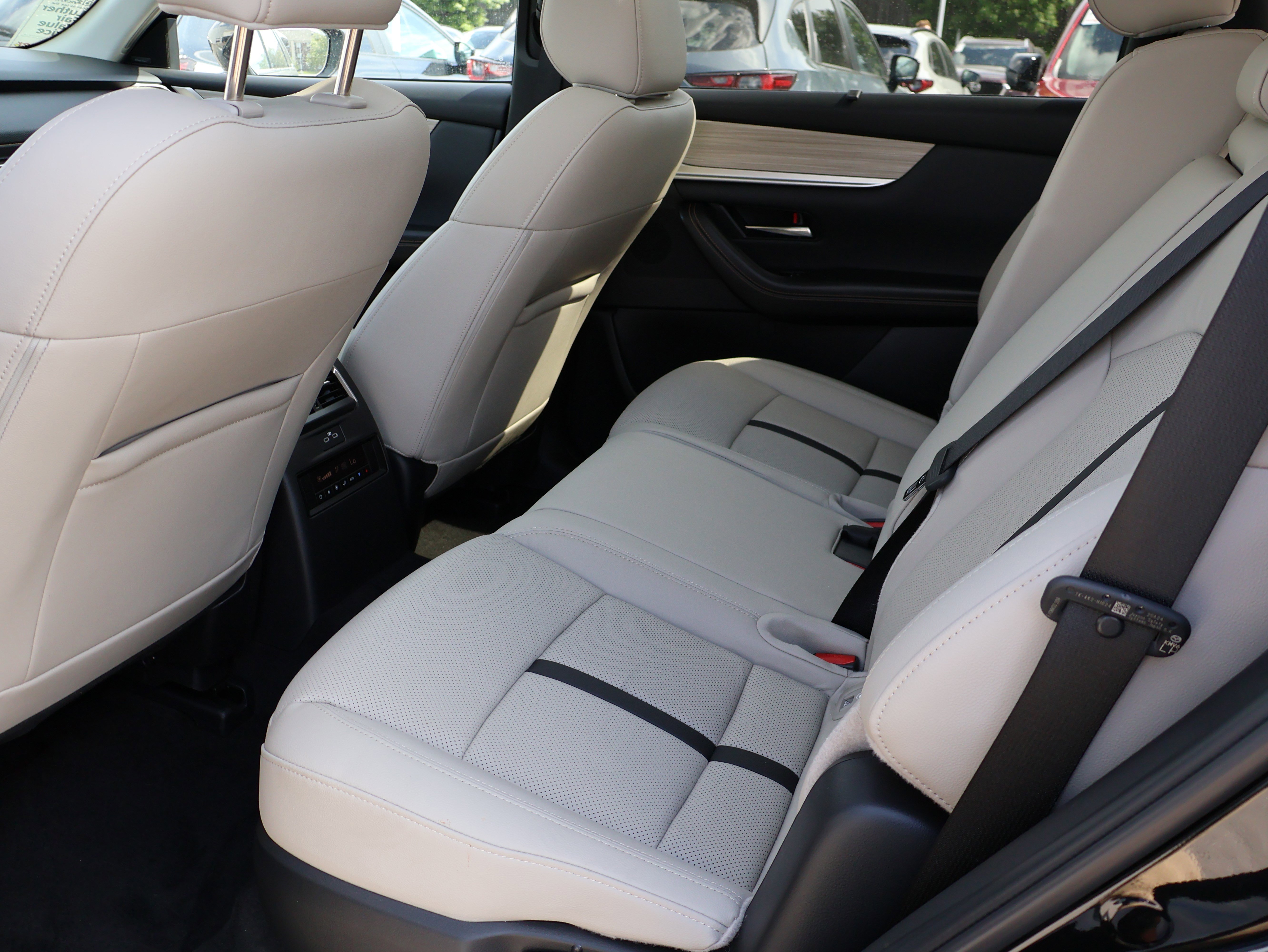 Used 2025 MAZDA CX-70 Plug-In Hybrid w/ Premium Pkg AWD/4WD image 20
