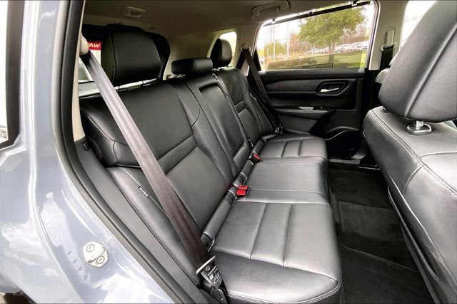 Certified 2025 Nissan Rogue SL w/ Tech Package image 22