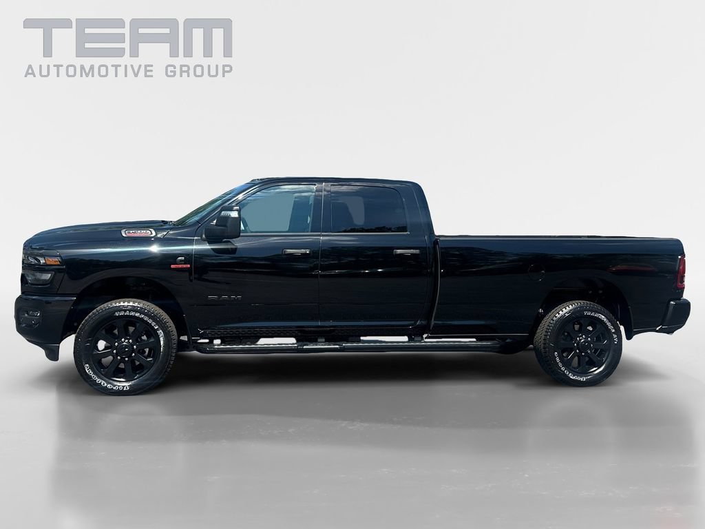 New 2026 RAM 3500 Big Horn AWD/4WD image 4