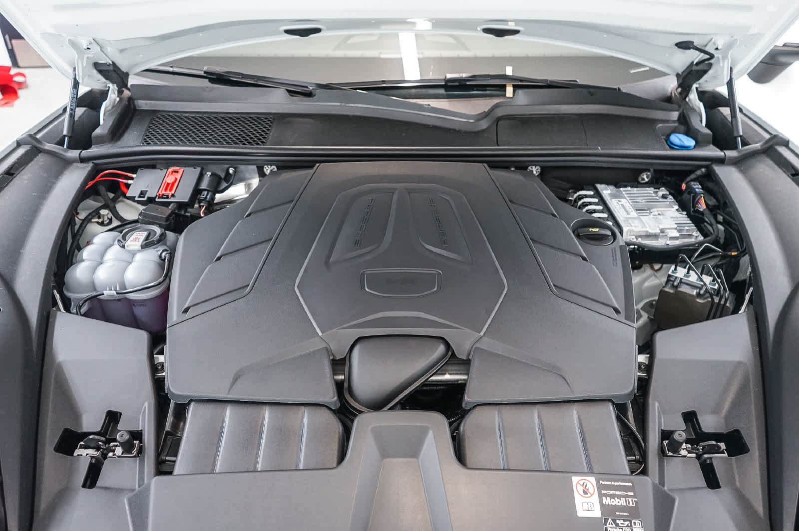 New 2026 Porsche Cayenne AWD/4WD image 32
