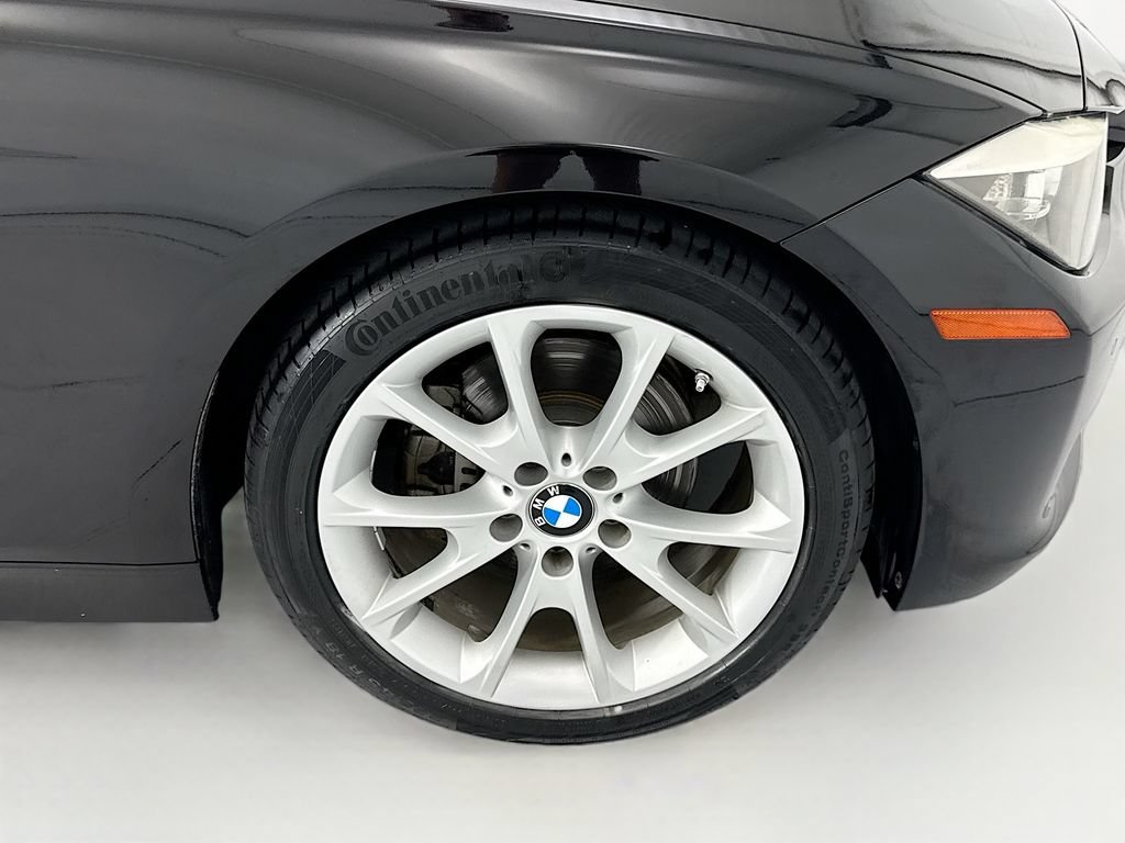 Used 2015 BMW 320i Sedan RWD image 31