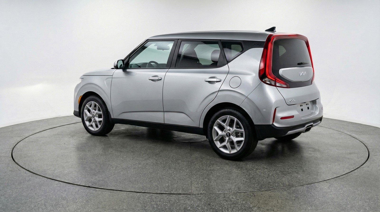 Used 2025 Kia Soul LX w/ LX Technology Package image 6