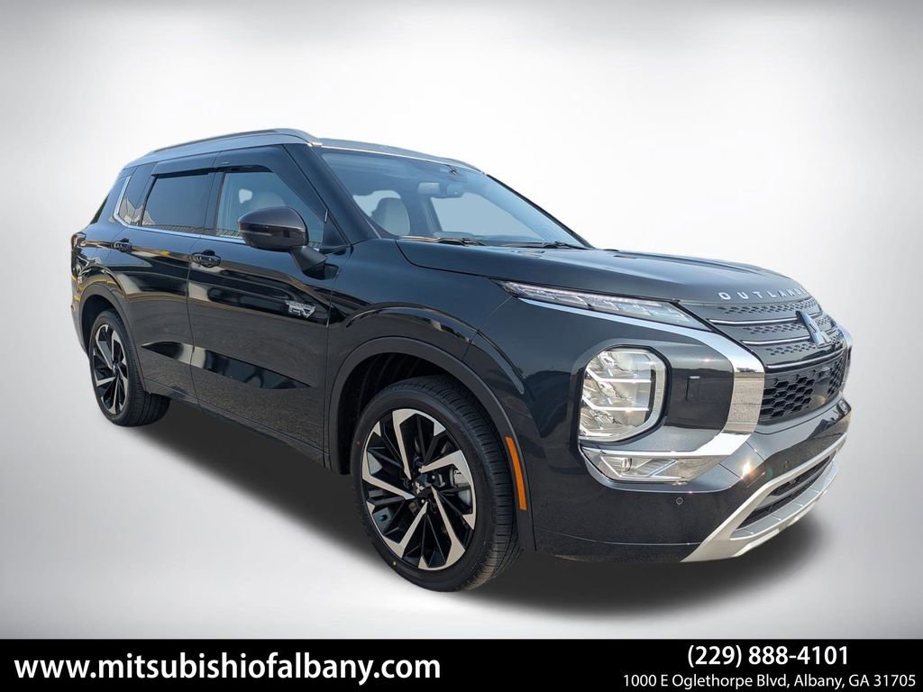 New 2025 Mitsubishi Outlander SEL image 1
