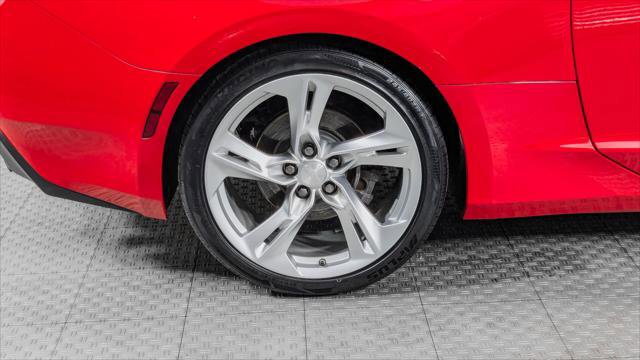 Used 2018 Chevrolet Camaro LT w/ RS Package image 31