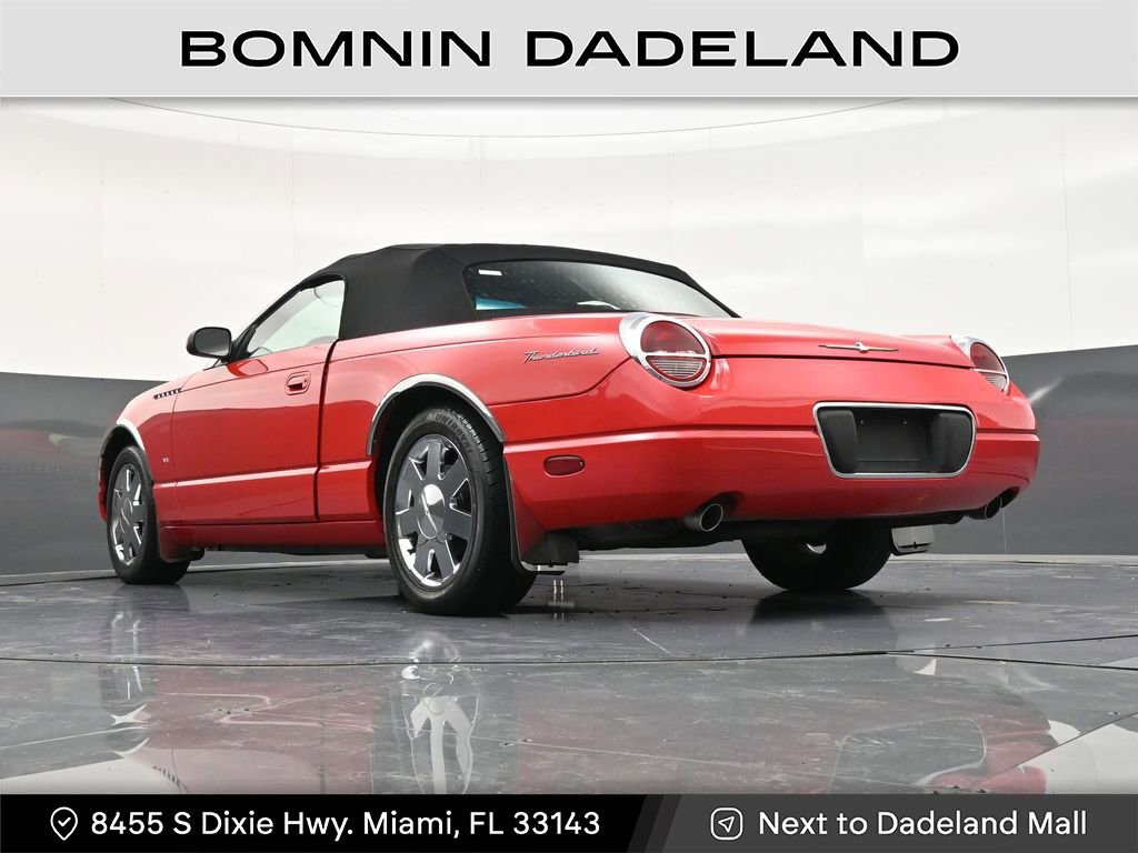 Used 2003 Ford Thunderbird image 24