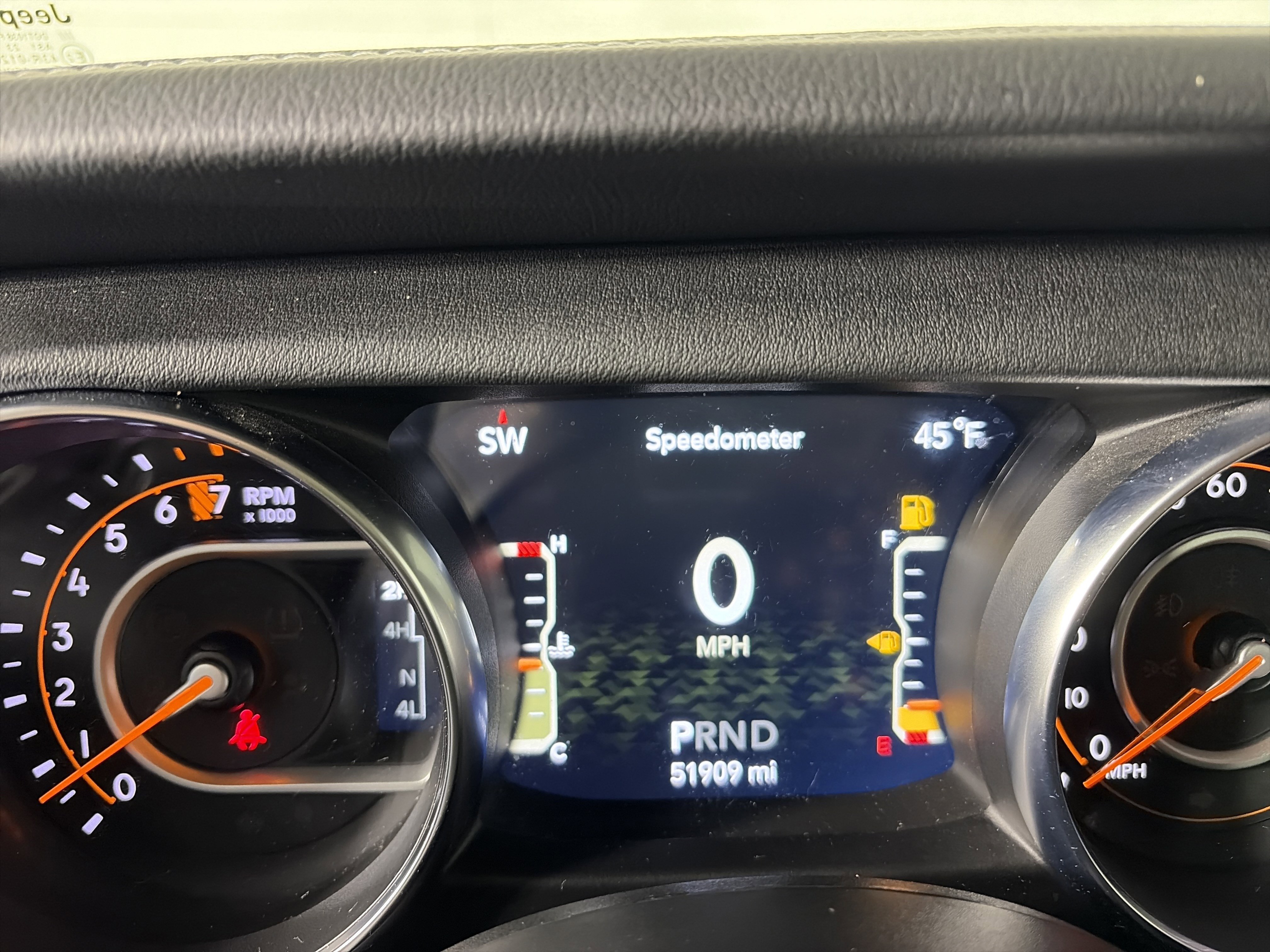 Used 2022 Jeep Wrangler Unlimited Sahara w/ Cold Weather Group image 26