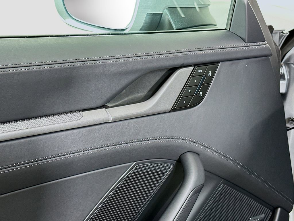 Used 2026 Porsche 911 Carrera image 19