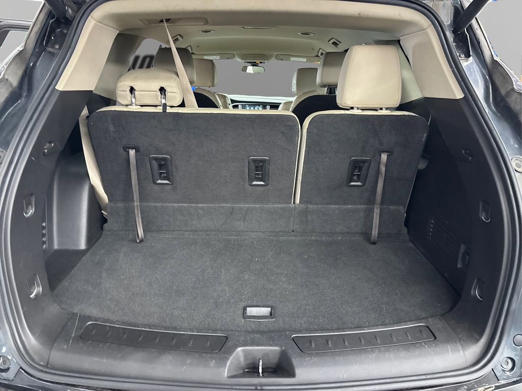 Used 2019 Buick Enclave Essence image 11