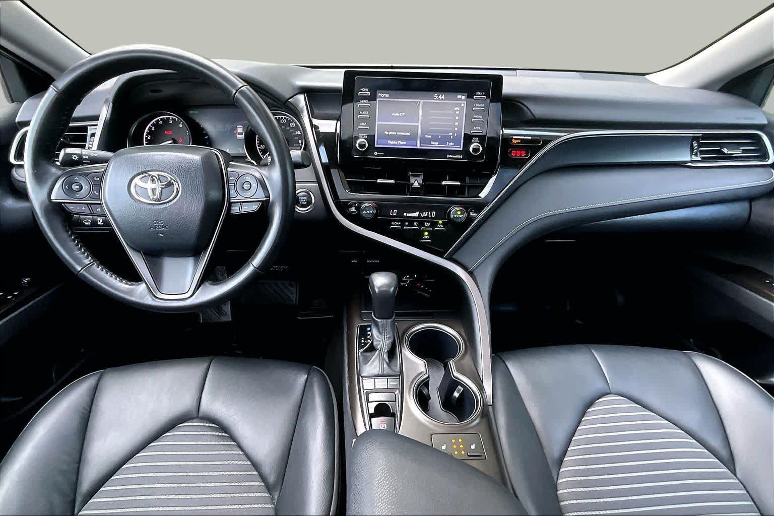Certified 2024 Toyota Camry SE w/ Cold Weather Package AWD/4WD image 15