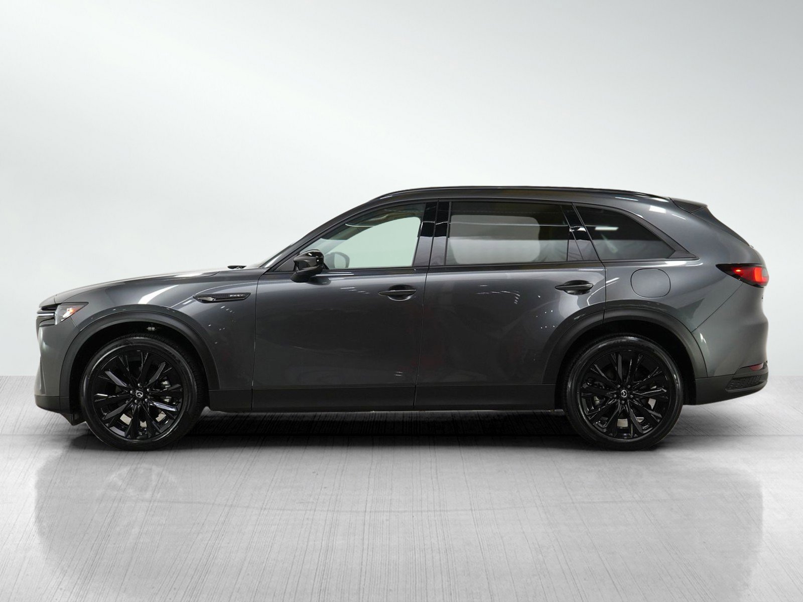 Certified 2025 MAZDA CX-90 Plug-In Hybrid w/Premium Sport image 2