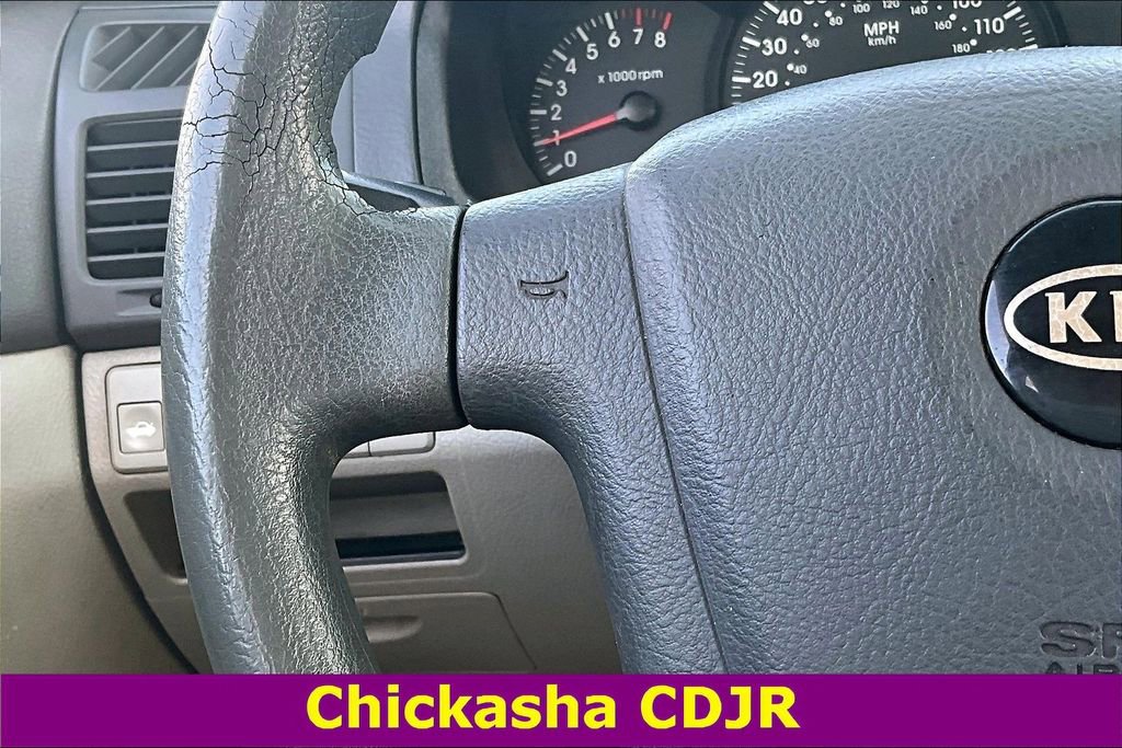 Used 2005 Kia Spectra image 11