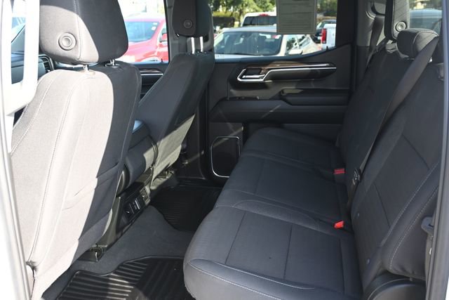 Used 2025 Chevrolet Silverado 1500 LT image 24