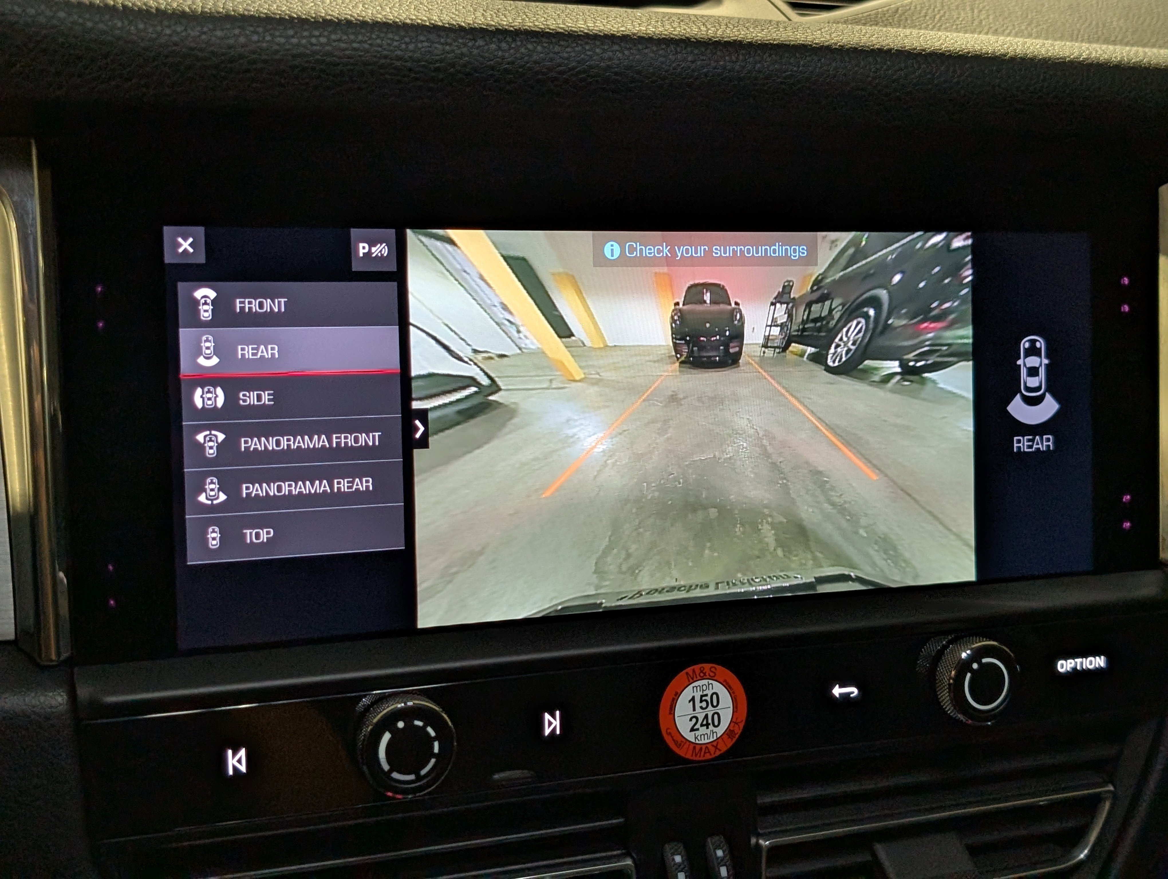 Certified 2026 Porsche Macan AWD/4WD image 40