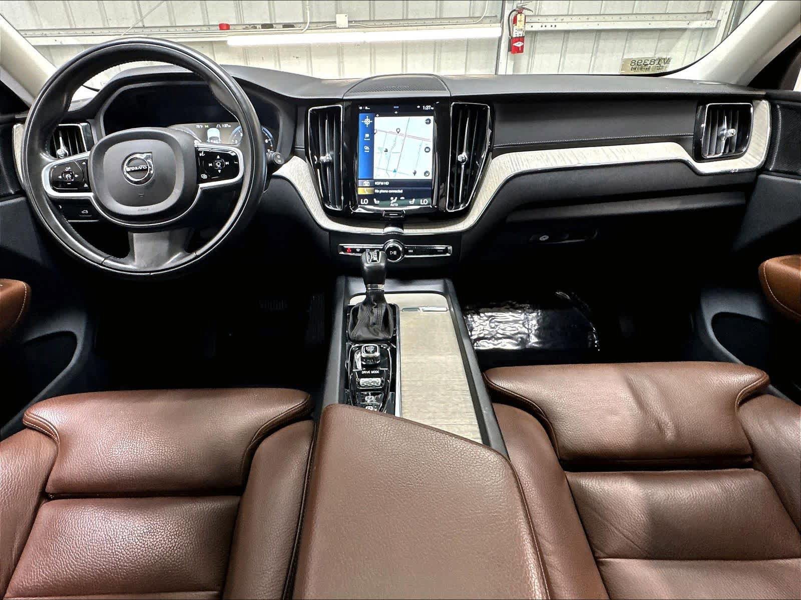 Used 2019 Volvo XC60 T5 Inscription FWD image 10