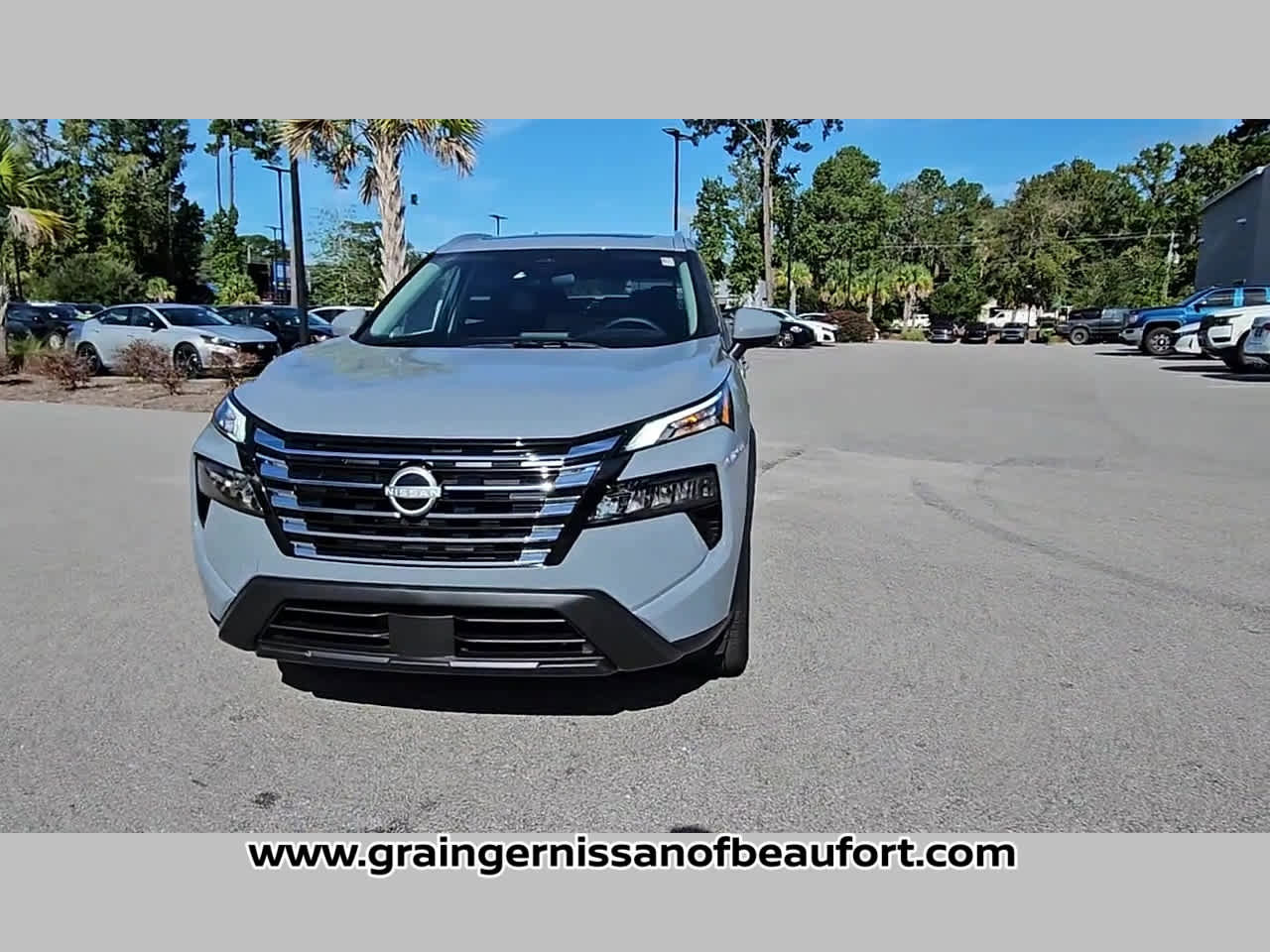 New 2026 Nissan Rogue SV image 18